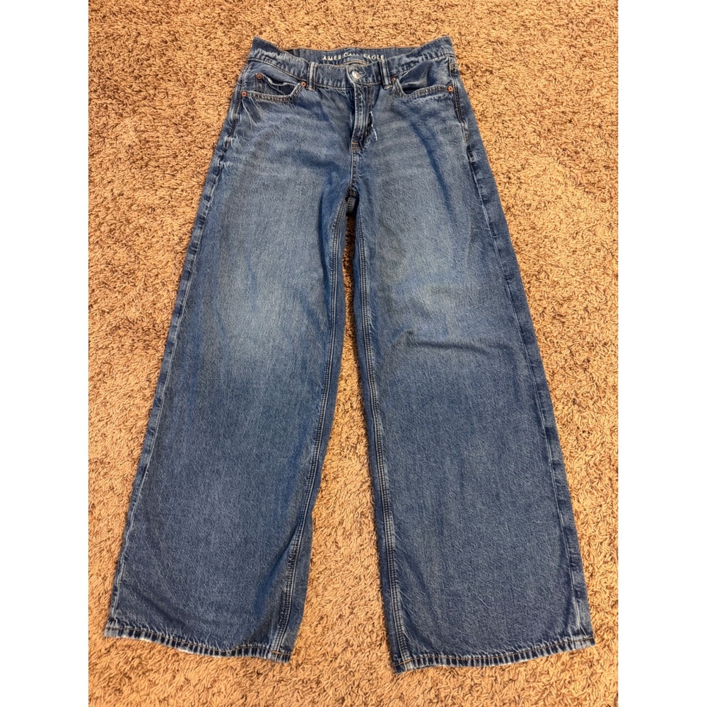 American Eagle Low-Rise Ultra Wide Leg Jeans Size 0 Medium Wash